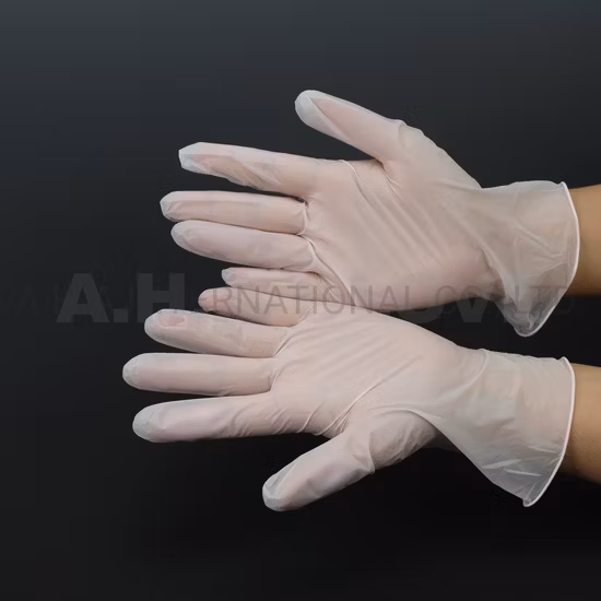 Одноразовые смотровые перчатки из чистого винилнитрила высокого качества.