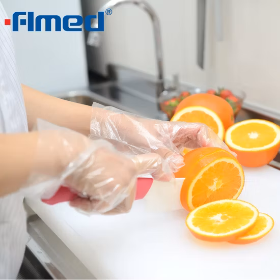 Процесс общественного питания, кухонные бытовые прозрачные полиэтиленовые прозрачные одноразовые полиэтиленовые пластиковые перчатки для рук